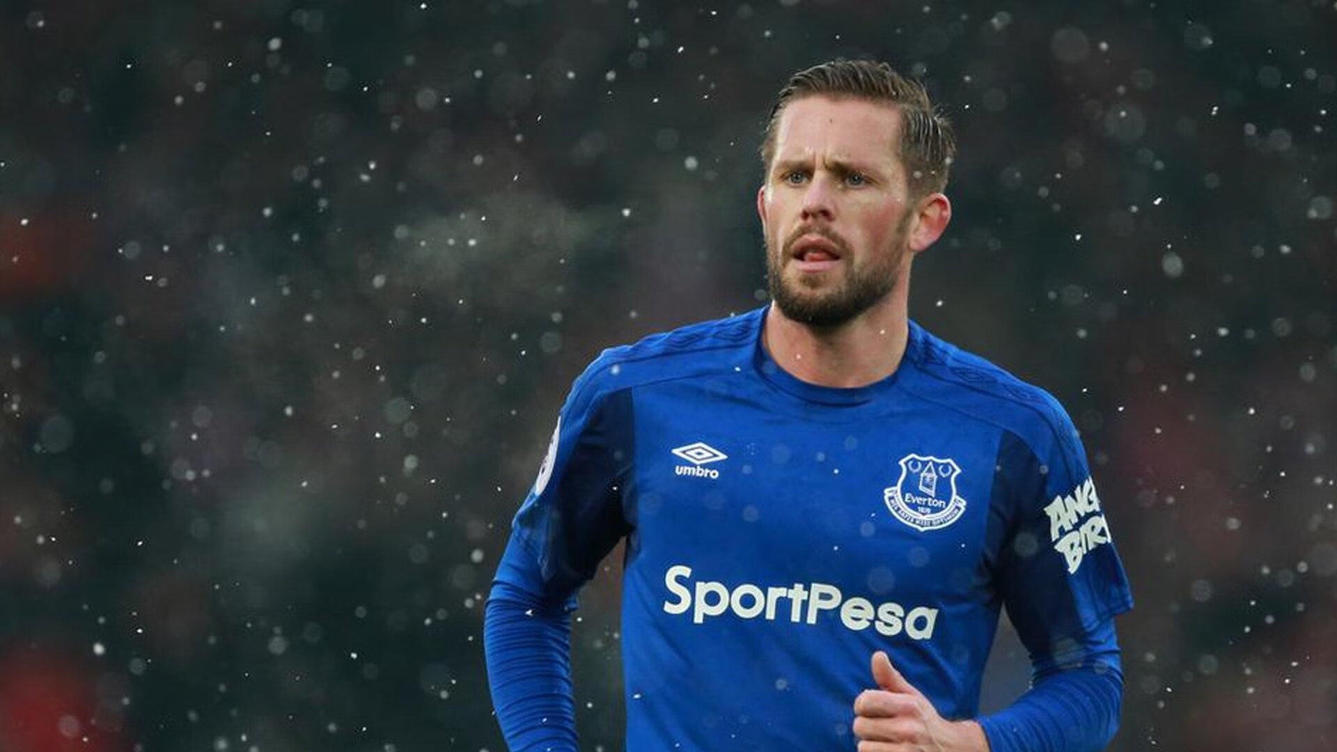 掘金翻盘热火,约基奇三双统治禁区,约基奇砍下27分11助 掘金5人得分上双