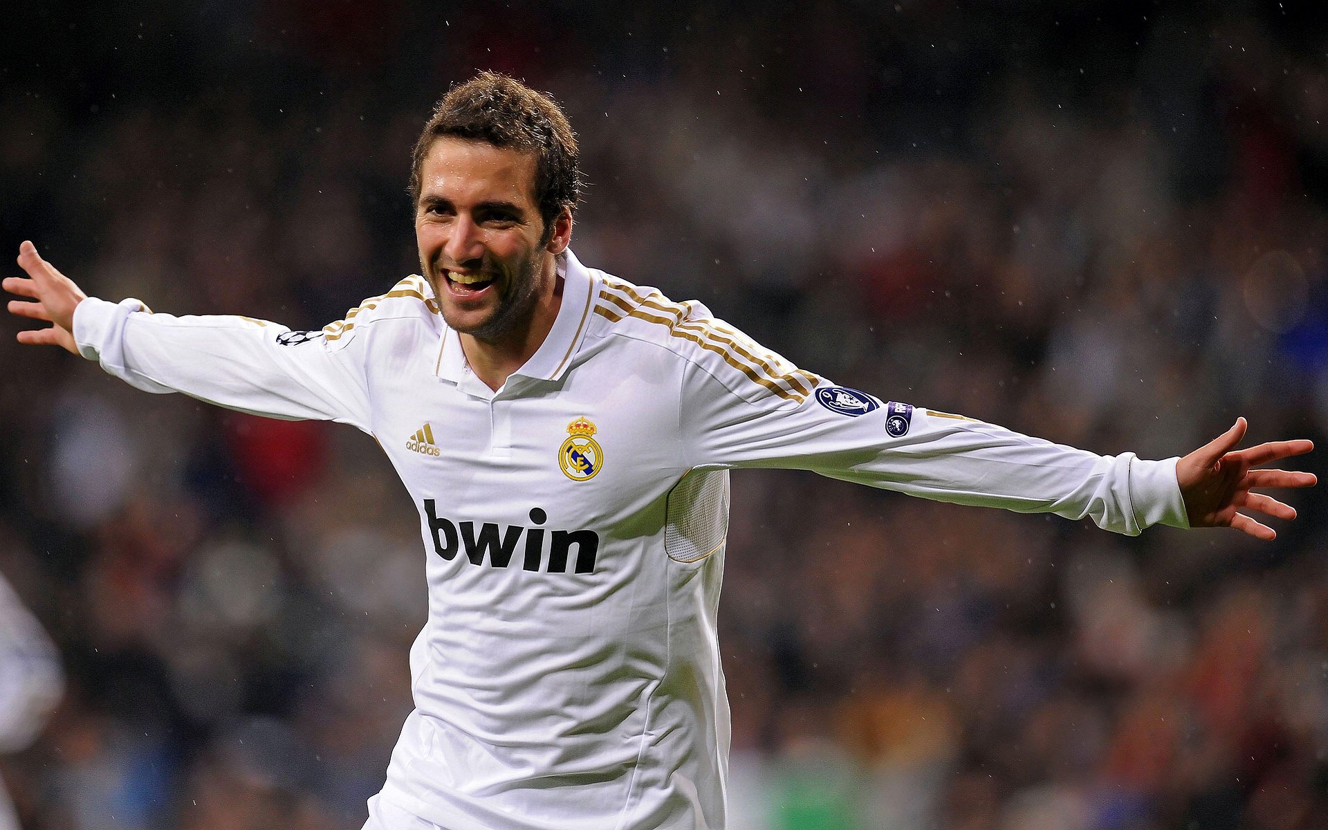 九游娱乐app下载-马德里竞争性运动加油，皇朝观众平迎击，马德里竞技战术解析